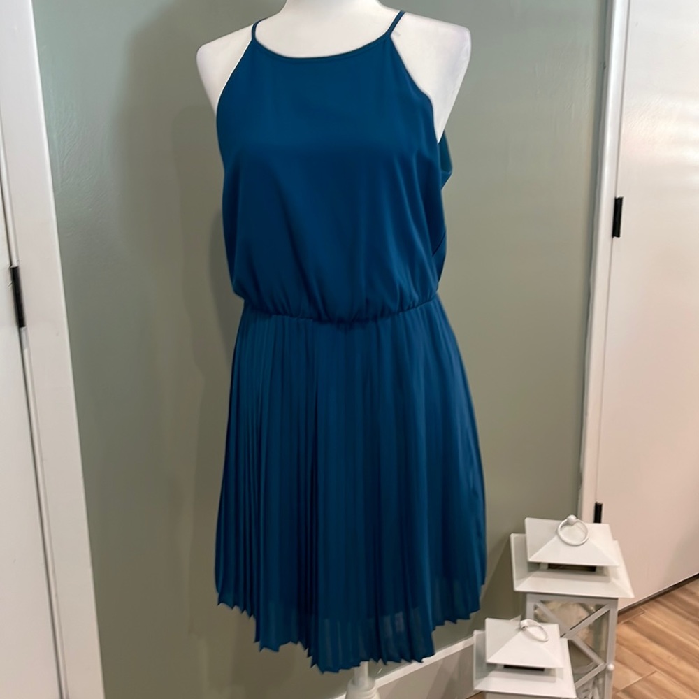 Teal sleeveless cocktail dress
